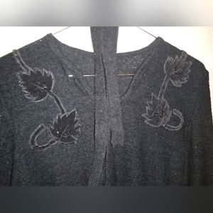 Vintage top with velvet accents 3 for $15